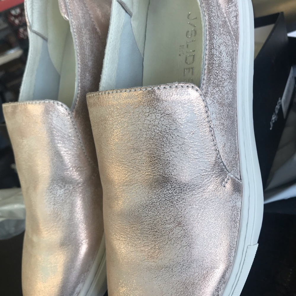 J/Slides soft Pink slip on brand new